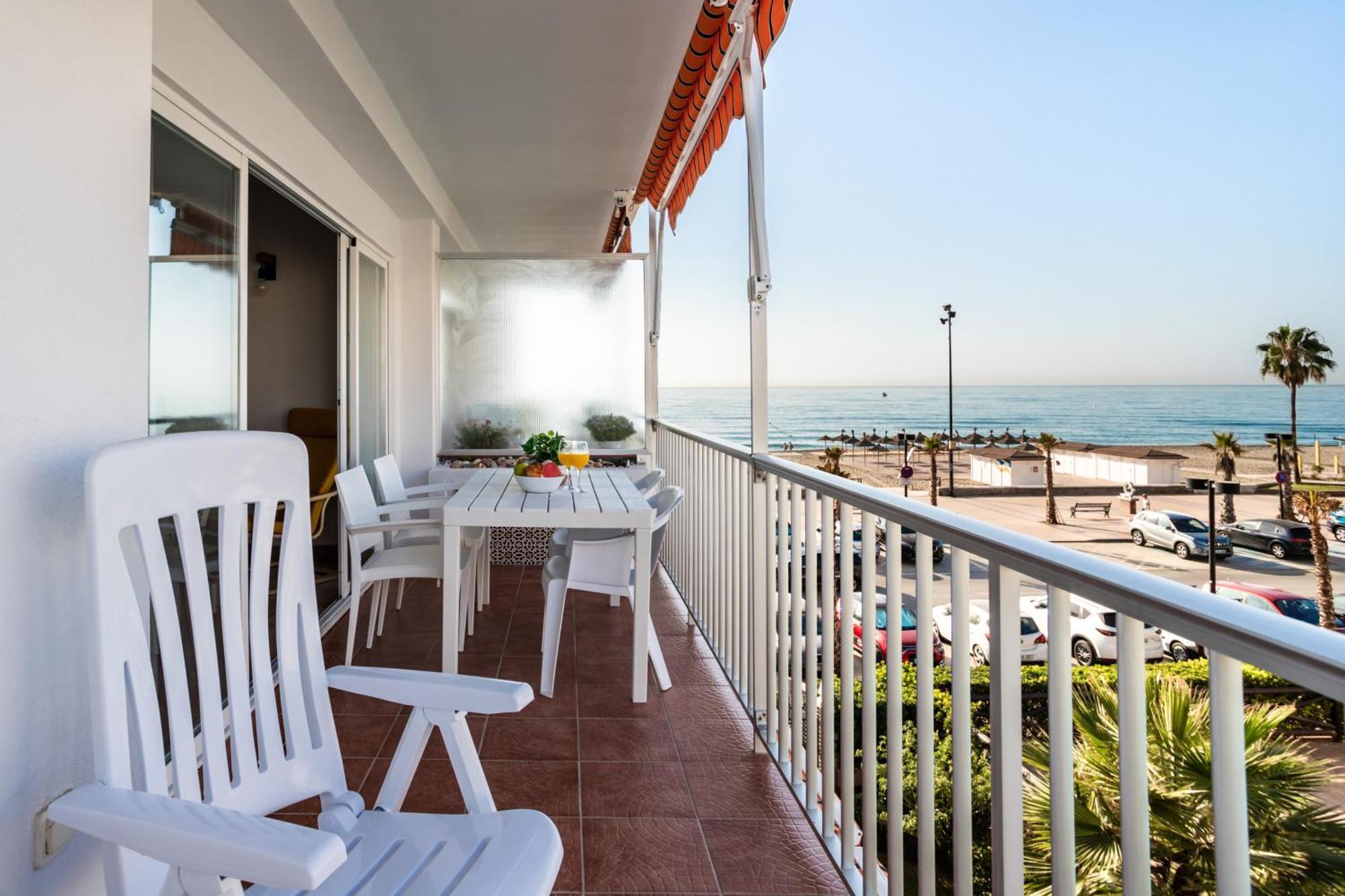 Sur Suites Porlamar Fuengirola Ngoại thất bức ảnh